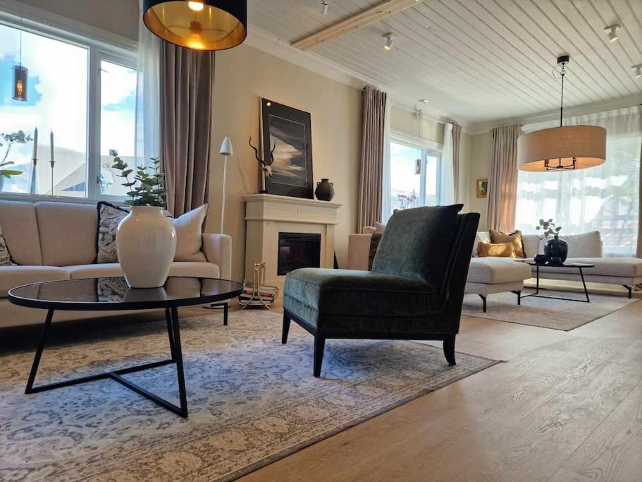Villa Close To The City Centre Tromso Bagian luar foto